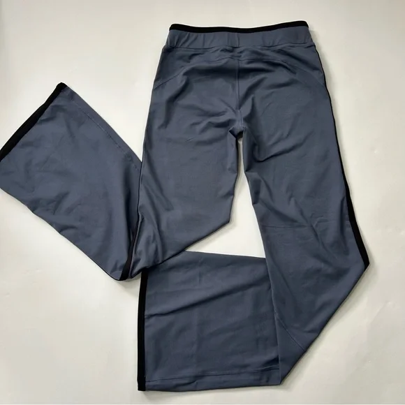 Free People Movement Flares Leg Yoga Pants Grey/Black Small NWOT - Picture 2 of 8